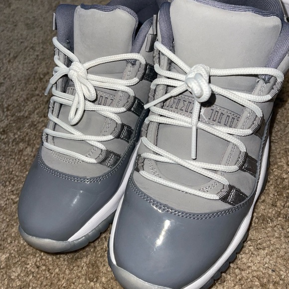 COOL GREY 11s LOW TOP